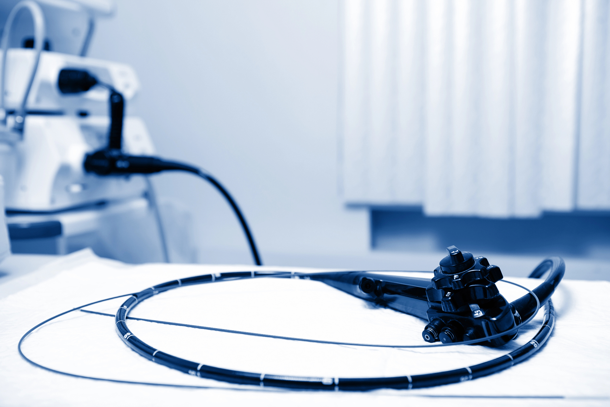 Samoplačniška gastroskopija: Po mesecih težav sem vedela, da moram zadevi priti do dna.